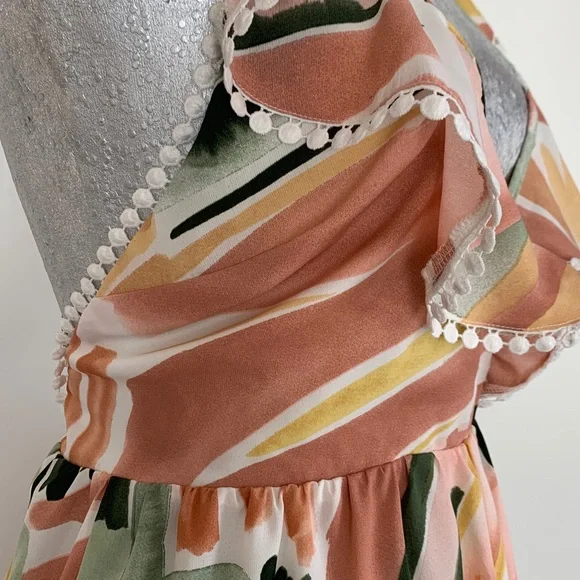 Luxxel summer stray dress size large
Fully lined - Picture 4 of 9